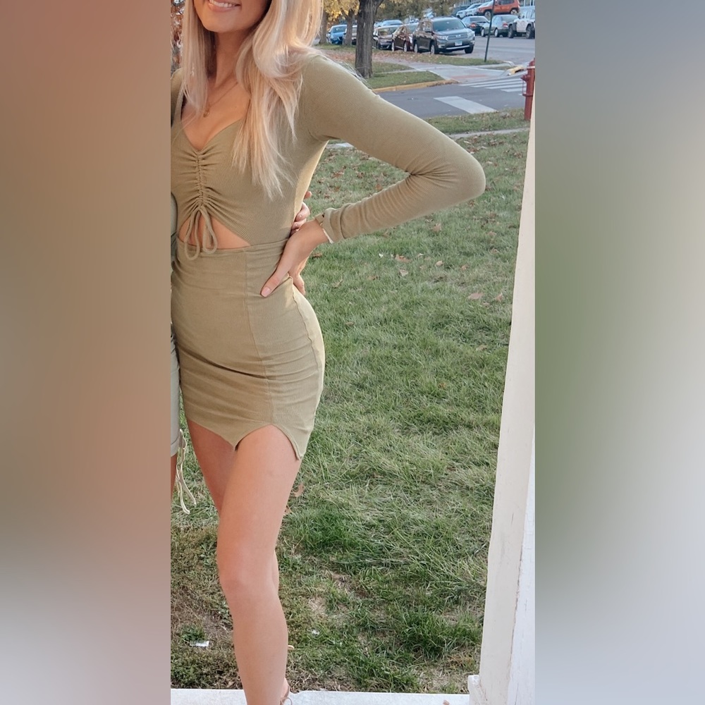 Princess Polly dress